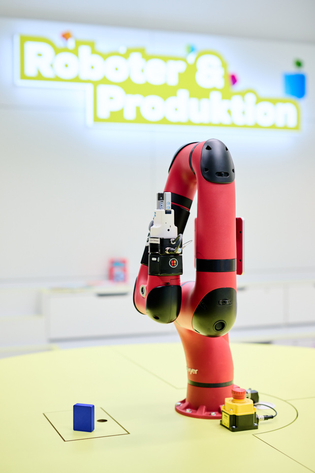 Deutschen Technikmuseum Roboter und Produktion #11